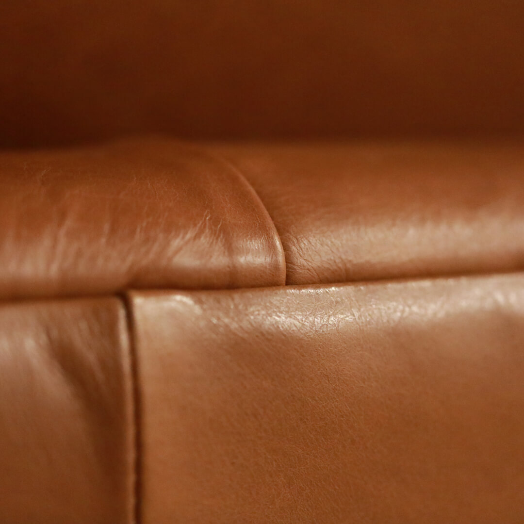 Voici comment réparer les canapés en cuir abîmés